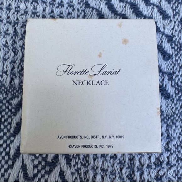 Vintage Avon Florette Lariat Necklace - Picture 4 of 5